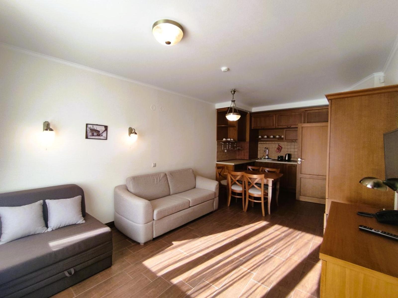 7 Pools Boutique Aparthotel 3*